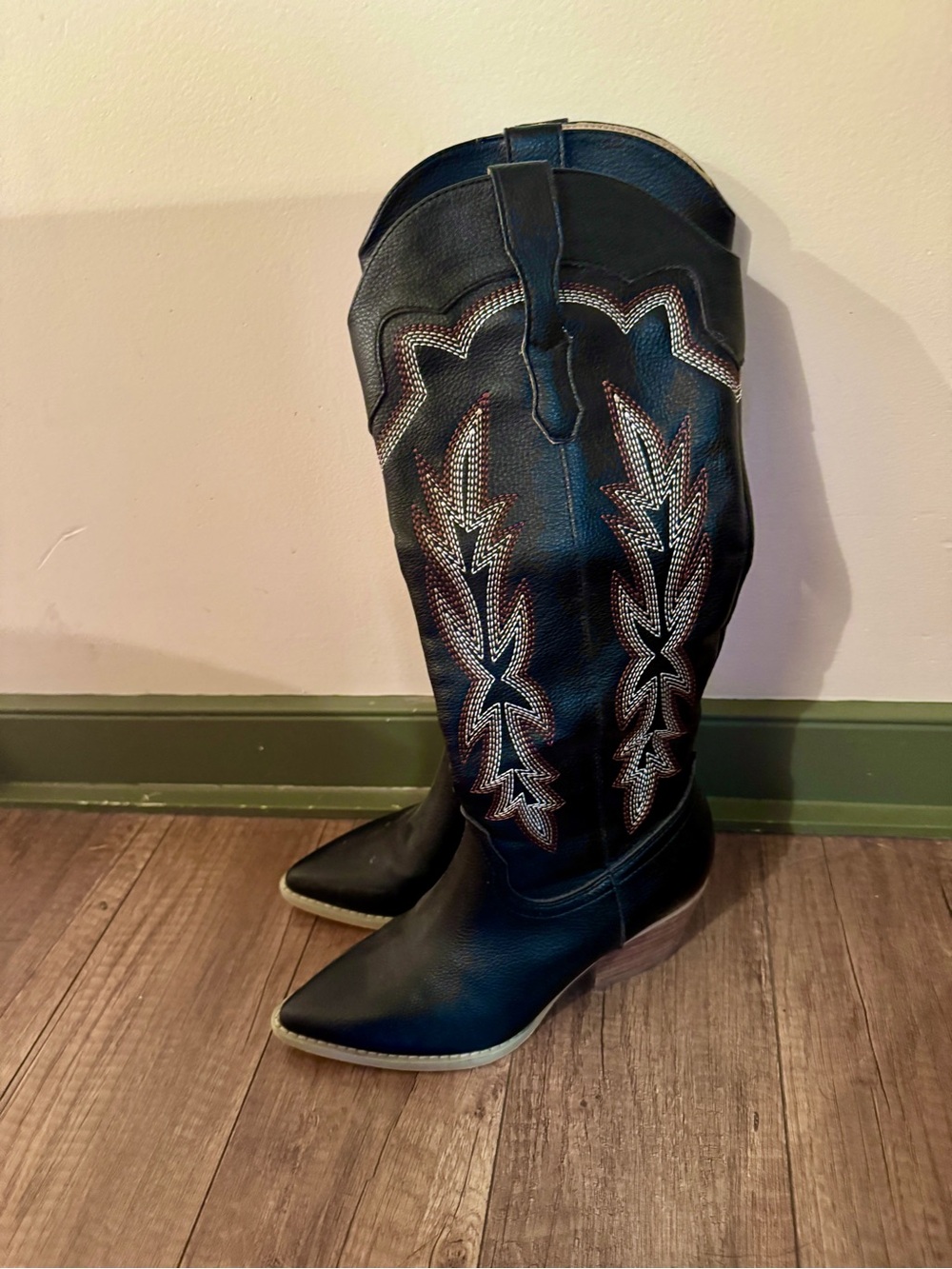 BEAST FASHION Black Western Cowboy/Cowgirl Embroidered Knee-High Boots
